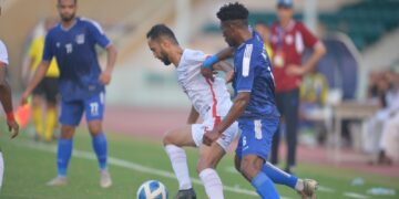 مباراتان تلهبان سباق المنافسة المحموم بدوري عمانتل .. غداً