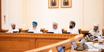 “الشباب والموارد البشرية” بالشورى تناقش مشروع قانون العمل