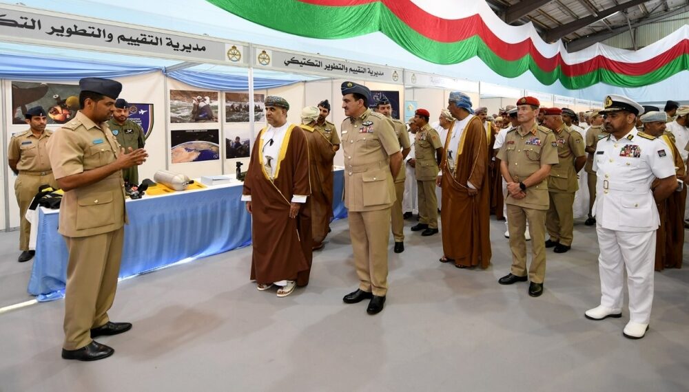 سلاح الجو يحتفل بيوم قوات السلطان المسلحة 1 سلاح الجو يحتفل بيوم قوات السلطان المسلحة