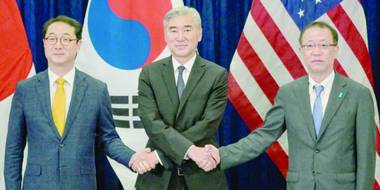 واشنطن وحلفاؤها يتوعدون بيونجياج بضربات مضادة