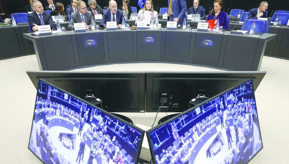 فضيحة الفساد تطيح بنائبة رئيس البرلمان الأوروبي 1 فضيحة الفساد تطيح بنائبة رئيس البرلمان الأوروبي