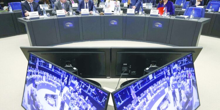 فضيحة الفساد تطيح بنائبة رئيس البرلمان الأوروبي 1 فضيحة الفساد تطيح بنائبة رئيس البرلمان الأوروبي