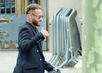 Neymar cleared of corruption over Barcelona transfer