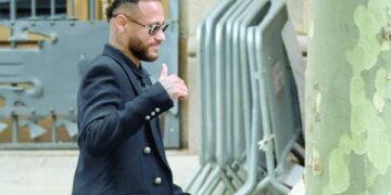 Neymar cleared of corruption over Barcelona transfer
