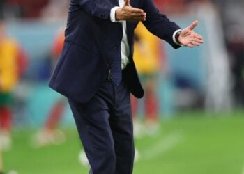 الاتحاد البرتغالي يفسخ عقد المدرب سانتوس