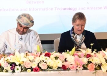 Agreements signed with Amazon Web Surfers