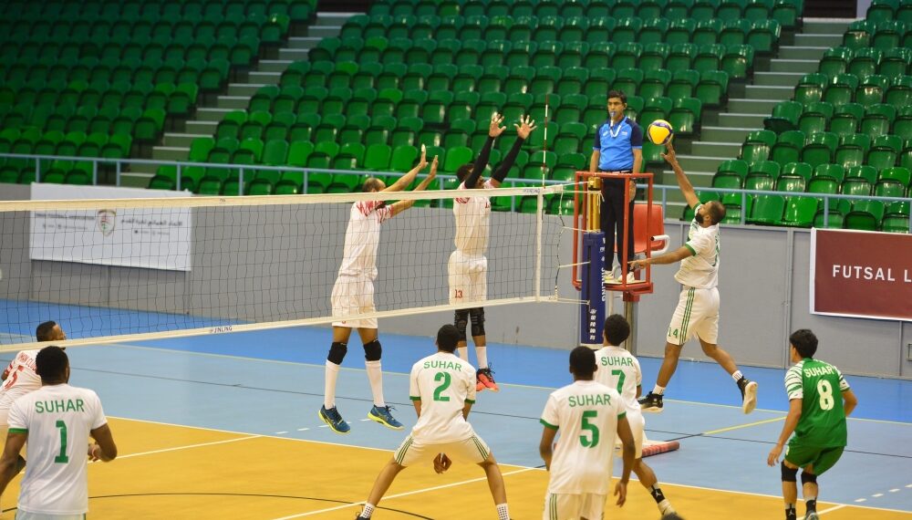 طائرة صحار تضم هلال المقبالي.. والحمداني يعود لتدريبات الفريق 1 طائرة صحار تضم هلال المقبالي.. والحمداني يعود لتدريبات الفريق