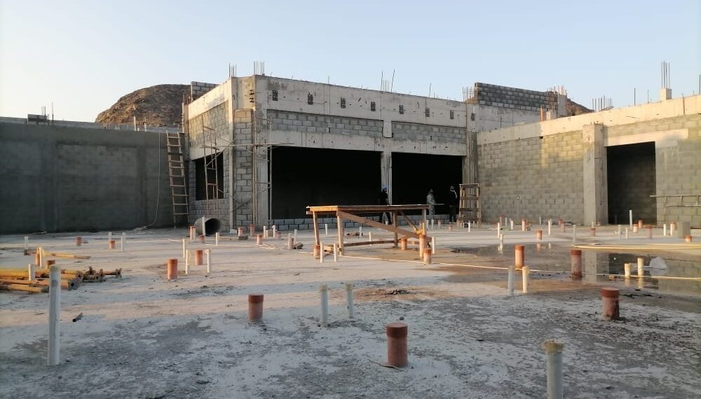 59 بالمائة نسبة الإنجاز في مشروع سوق الأسماك بولاية بهلا