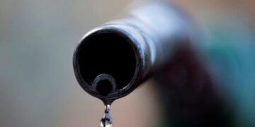 IEA raises oil demand growth estimate for 2022 and 2023