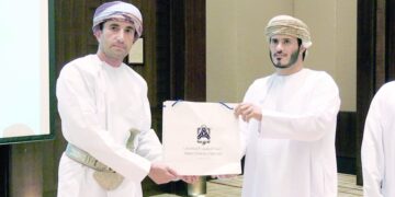 ندوة تناقش قيم الأجيال بالدقم