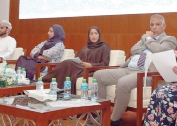 جلسة تناولت الخطاب والمضامين الصحفية وأخرى للتصميم والإخراج