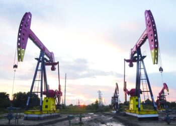 العقود الآجلة لنفط عمان تنهي 2022 بمتوسط يتجاوز 95 دولارا