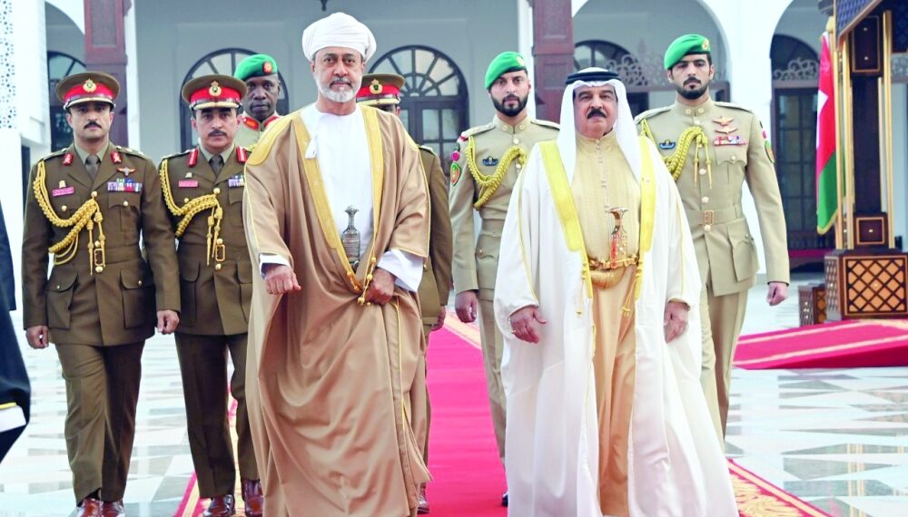 البحرين تحتفي بيومها الوطني الـ 51 وسط إنجازات تنموية شاملة 1 البحرين تحتفي بيومها الوطني الـ 51 وسط إنجازات تنموية شاملة