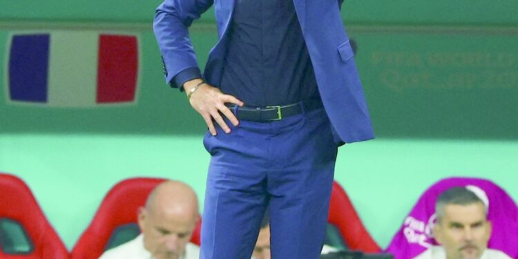 ديشامب: التأهل لنهائي المونديال أهم من مستقبلي ! 1 ديشامب: التأهل لنهائي المونديال أهم من مستقبلي !