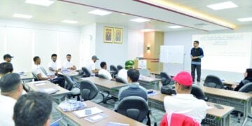 تمكين الرياضيين العمانيين للإجادة.. أبرز مخرجات دورة المسار الرياضي