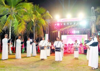 لوحات غنائية وفنية احتفالاً بالعيد الوطني للبحرين