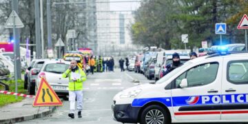 10 قتلى في حريق مبنى قرب مدينة ليون الفرنسية