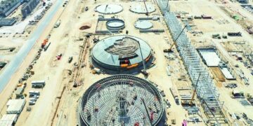 96 % نسبة الإنجاز الكلي بمصفاة الدقم 9 96 % نسبة الإنجاز الكلي بمصفاة الدقم