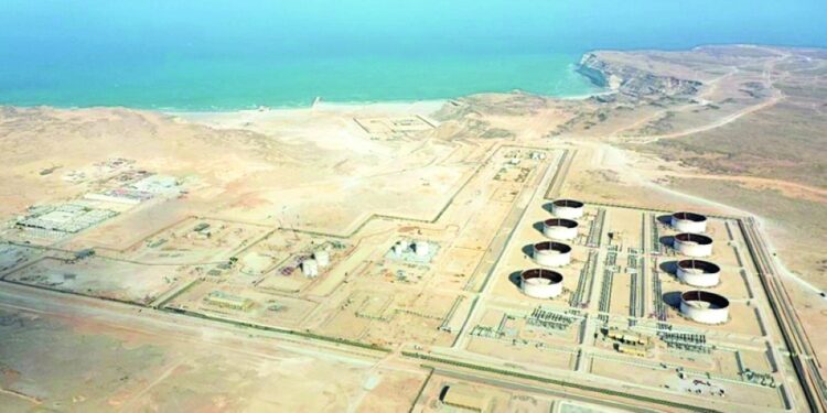 رأس مركز يستقبل أول شحنة من النفط الخام بداية العام المقبل 1 رأس مركز يستقبل أول شحنة من النفط الخام بداية العام المقبل