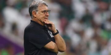 انتهاء مشوار مارتينو بعد خروج المكسيك من كأس العالم FIFA قطر 2022™