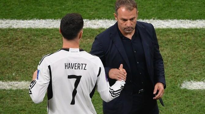 هانزي فليك: نشعر بخيبة الأمل