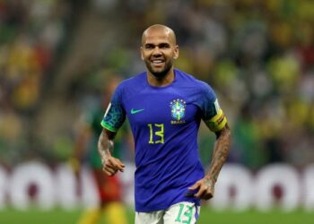 داني ألفيش البرازيلي الأكبر سناً في تاريخ كأس العالم