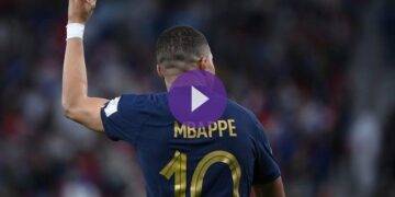 رقم قياسي تاريخي لمبابي في مباراة بولندا