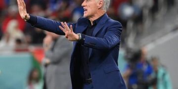 ديشان: “سعداء بالتأهل لربع النهائي ومبابي صنع الفارق”