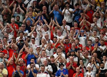 الفيفا: “حضور جماهيري قياسي في دور المجموعات”