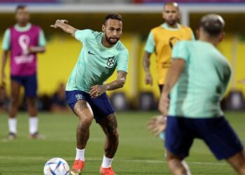 نيمار أساسياً في مواجهة البرازيل وكوريا الجنوبية