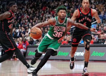 تايتوم يقود سلتيكس إلى الفوز في أرض رابتورز