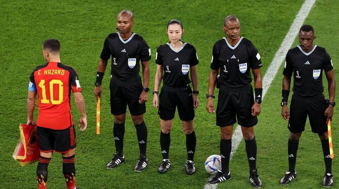 هازار يعلن اعتزاله اللعب الدولي