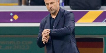 الاتحاد الألماني يجدد الثقة في مدرب المنتخب هانزي فليك
