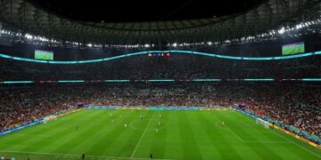 تجربة استثنائية للمشجعين المكفوفين في استادات كأس العالم FIFA قطر 2022™