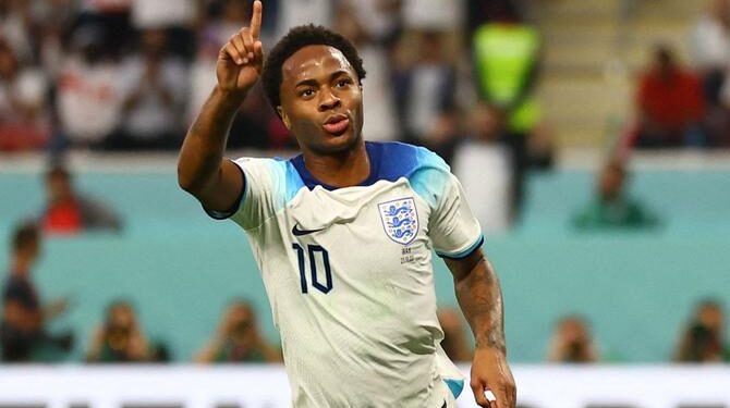 الاتحاد الإنكليزي لكرة القدم يؤكد عودة رحيم ستيرلينغ إلى معسكر منتخب "الأسود الثلاثة" 1 الاتحاد الإنكليزي لكرة القدم يؤكد عودة رحيم ستيرلينغ إلى معسكر منتخب “الأسود الثلاثة”