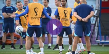 المنتخب الإنكليزي ينهي استعداداته لمواجهة فرنسا