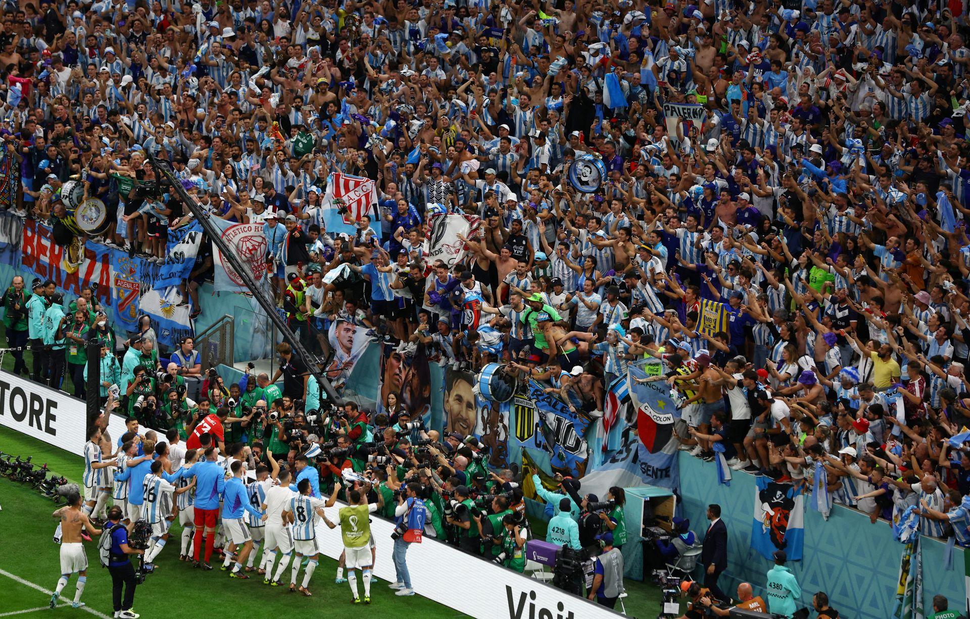 قصة الأرجنتين واستاد لوسيل ...هزيمة صاعقة ثم فأل خير فحلم من ذهب 2 4543303 2022 12 09T223128Z 1068952961 UP1EIC91PKZ0I RTRMADP 3 SOCCER WORLDCUP NLD ARG REPORT