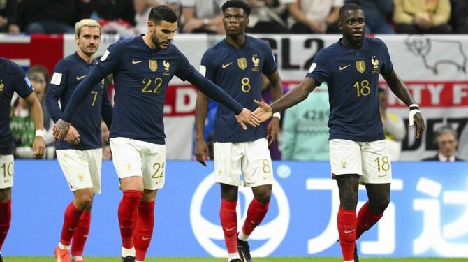 غياب تشواميني وأوباميكانو عن الحصة التدريبية لمنتخب فرنسا 1 غياب تشواميني وأوباميكانو عن الحصة التدريبية لمنتخب فرنسا