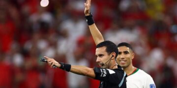 المكسيكي راموس يقود مباراة المغرب وفرنسا