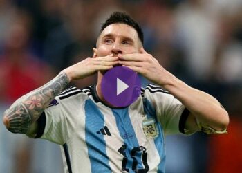ميسي يعبّر عن سعادته العارمة بالتأهل إلى النهائي