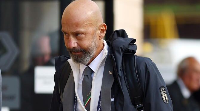 فيالي يترك المنتخب الإيطالي للعلاج من المرض 1 فيالي يترك المنتخب الإيطالي للعلاج من المرض