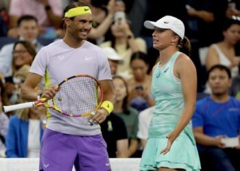 نادال وشفيونتيك “بطلا العالم” لعام 2022