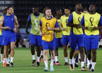 كأس العالم FIFA قطر 2022™: عودة رابيو وأوباميكانو إلى تمارين فرنسا وكومان يعاني من فيروس طفيف