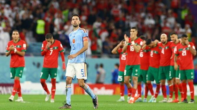 الإسباني سيرجيو بوسكيتس يعلن اعتزاله اللعب دوليًا