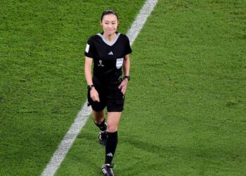 الحكمة اليابانية ياماشيتا تشيد بمشاركة السيدات في تحكيم كأس العالم FIFA قطر 2022™