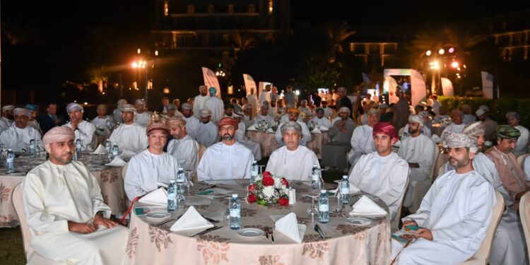 مرافق تلتقي بشركائها في الدقم وتعزز دعمها للمجتمع المحلي