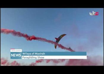 Paragliding Show in Wilaya of Masirah