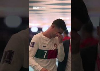 😢 كريستيانــــو رونــــالدو يــــودع كــــأس العالم بــالدمــوع