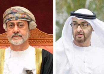 جلالة السلطان يصل أبوظبي و سمو الشيخ محمد بن زايد في مقدمة المستقبلين