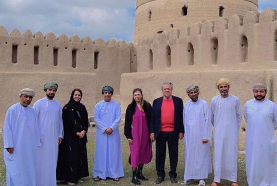 زيارة مجموعة عمان المجد إلى ولاية وادي المعاول بمعية دوق أشبيلية